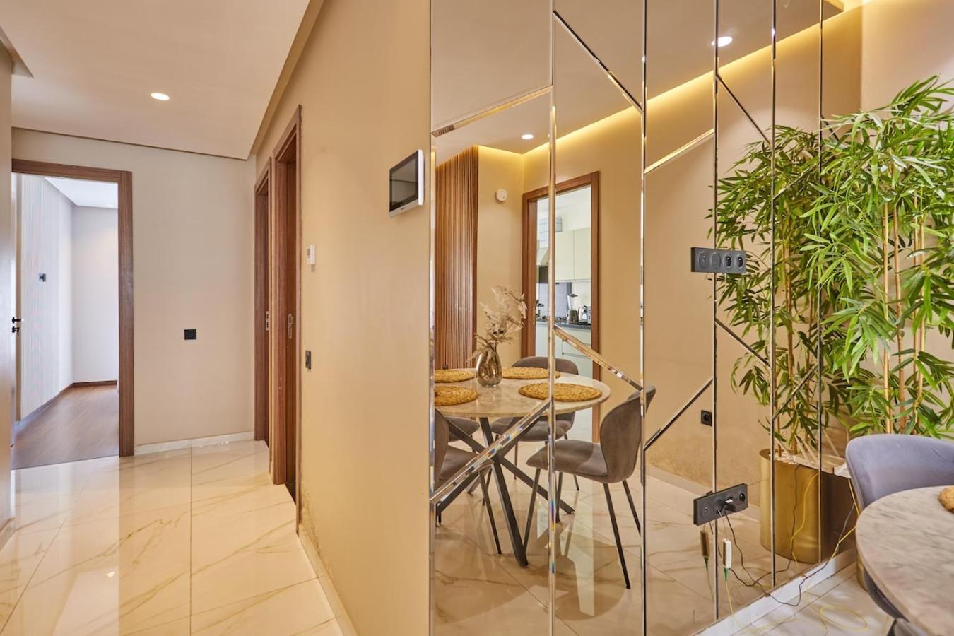 Discover In Our 3-bed Gem With Parking Casablanca