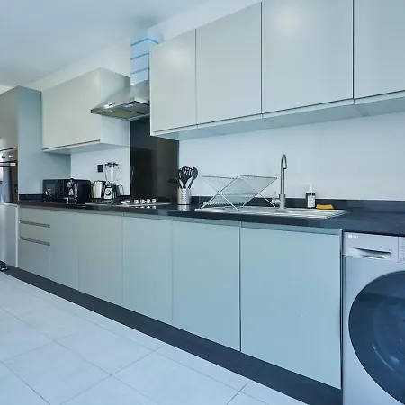 Discover Casablanca Stay In Our 3-Bed Gem With Parking Exterior photo