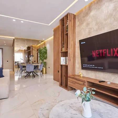 Discover Casablanca Stay In Our 3-Bed Gem With Parking Exterior photo