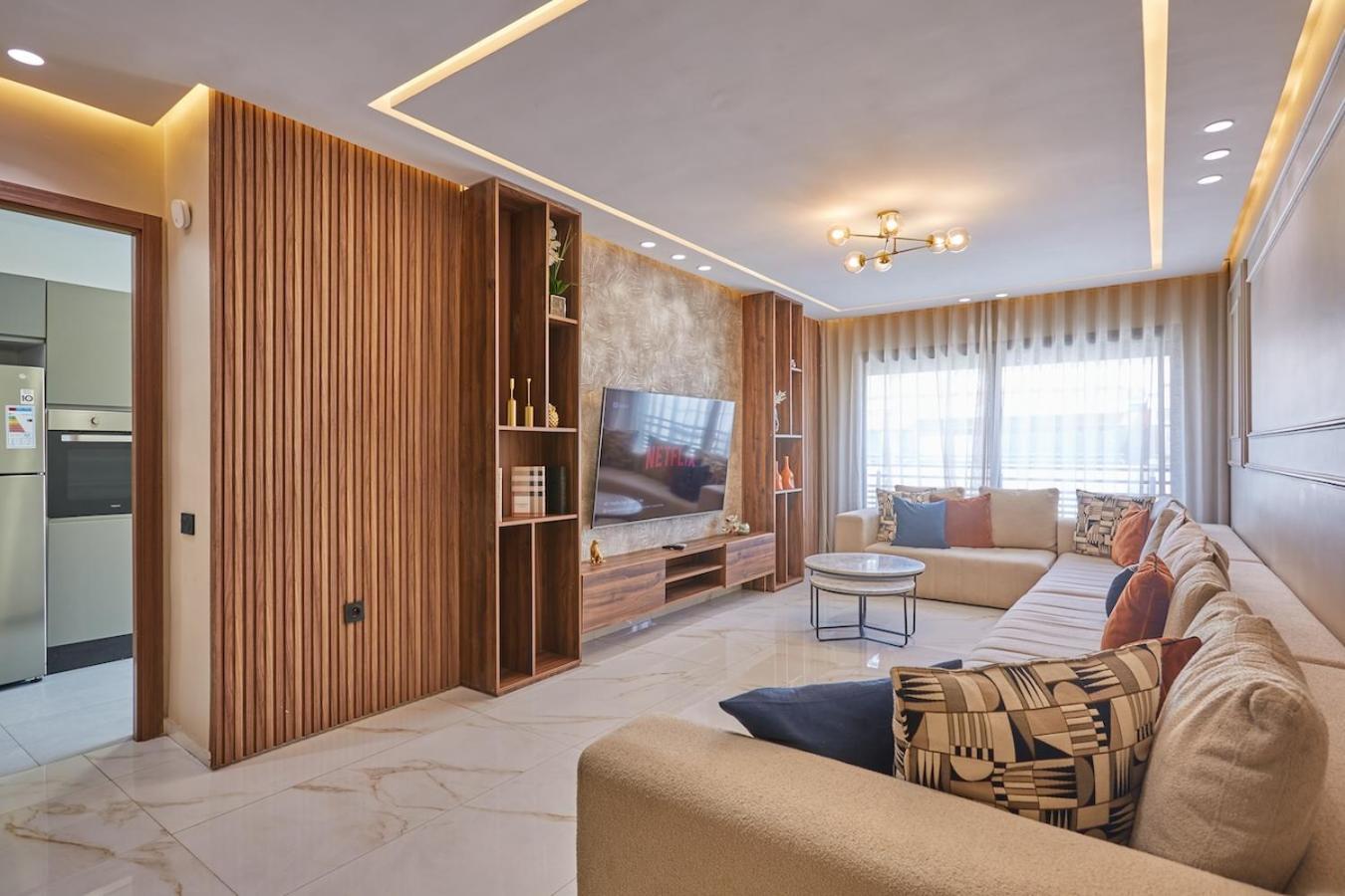 Appartement Discover In Our 3-bed Gem With Parking *